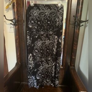 Briggs New York Skirt